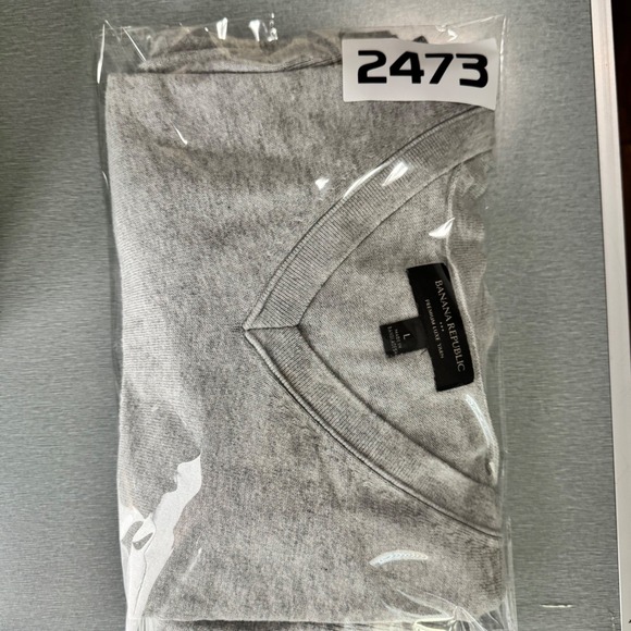 Banana Republic Men's V Neck‎ Sweater Heather Gray Size Large Cashmere Blend - Picture 10 of 10